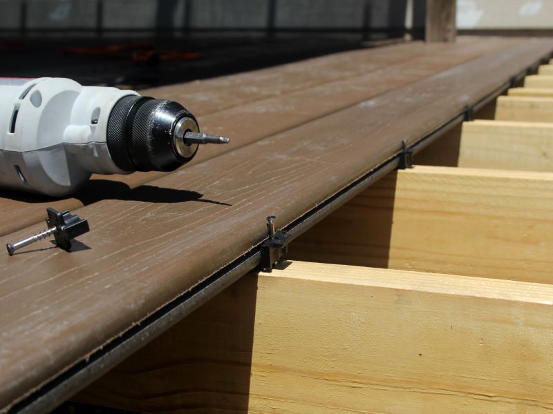composite decking with wood web